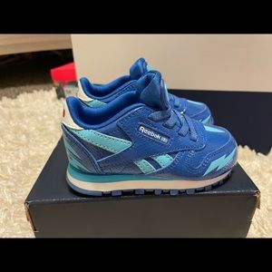 Reebok PJ Mask *brandnew* size 5.5